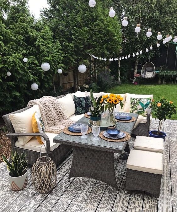 The best ways to style your outdoor space with your garden furniture