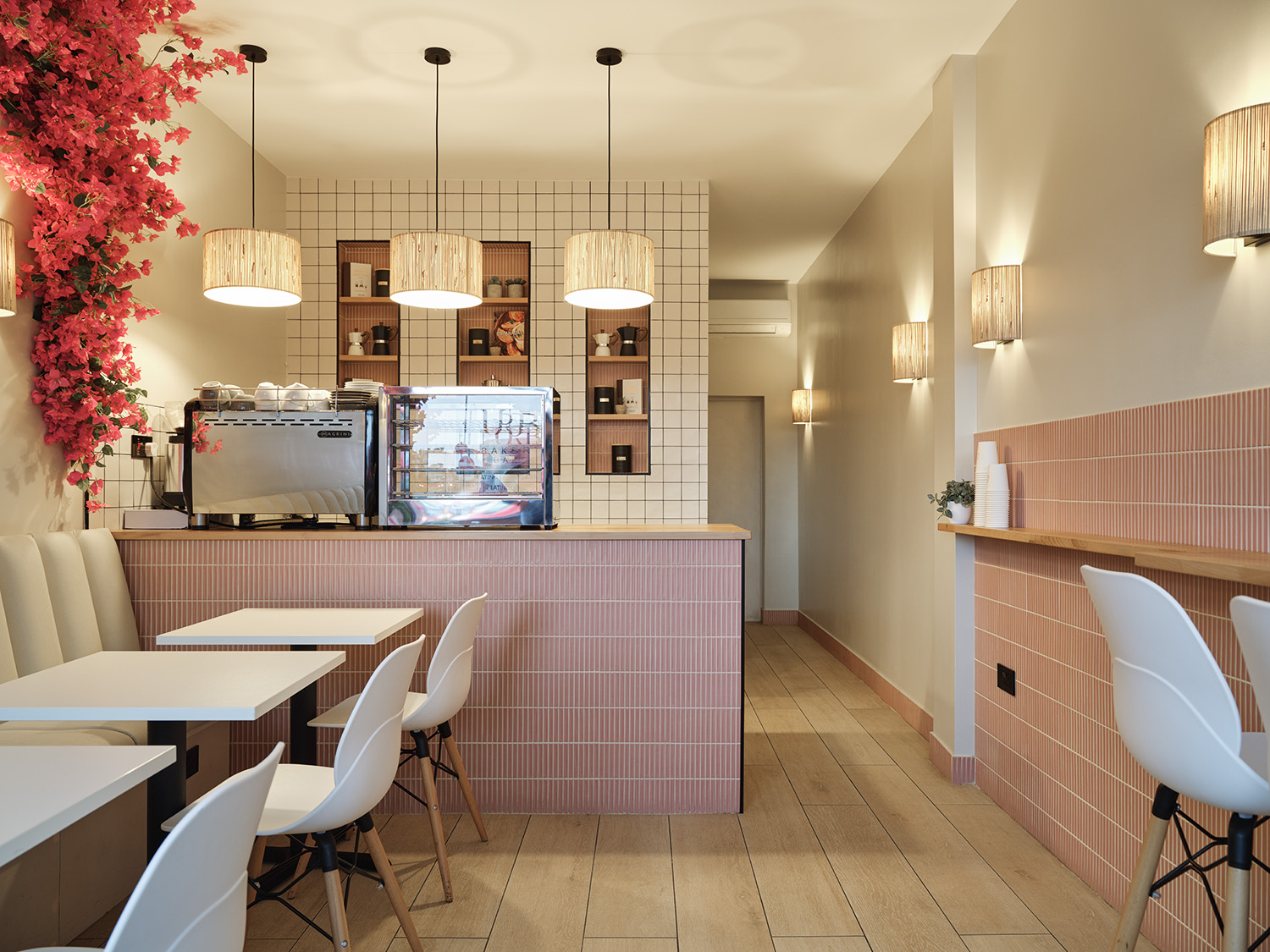 PROJECT - URBANO. Bakery &amp; Cafe Speaking of Interiors