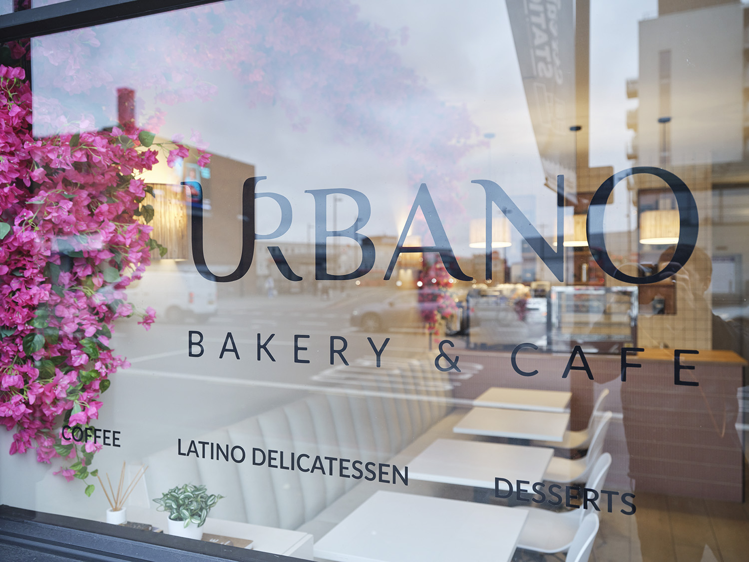 PROJECT - URBANO. Bakery &amp; Cafe Speaking of Interiors