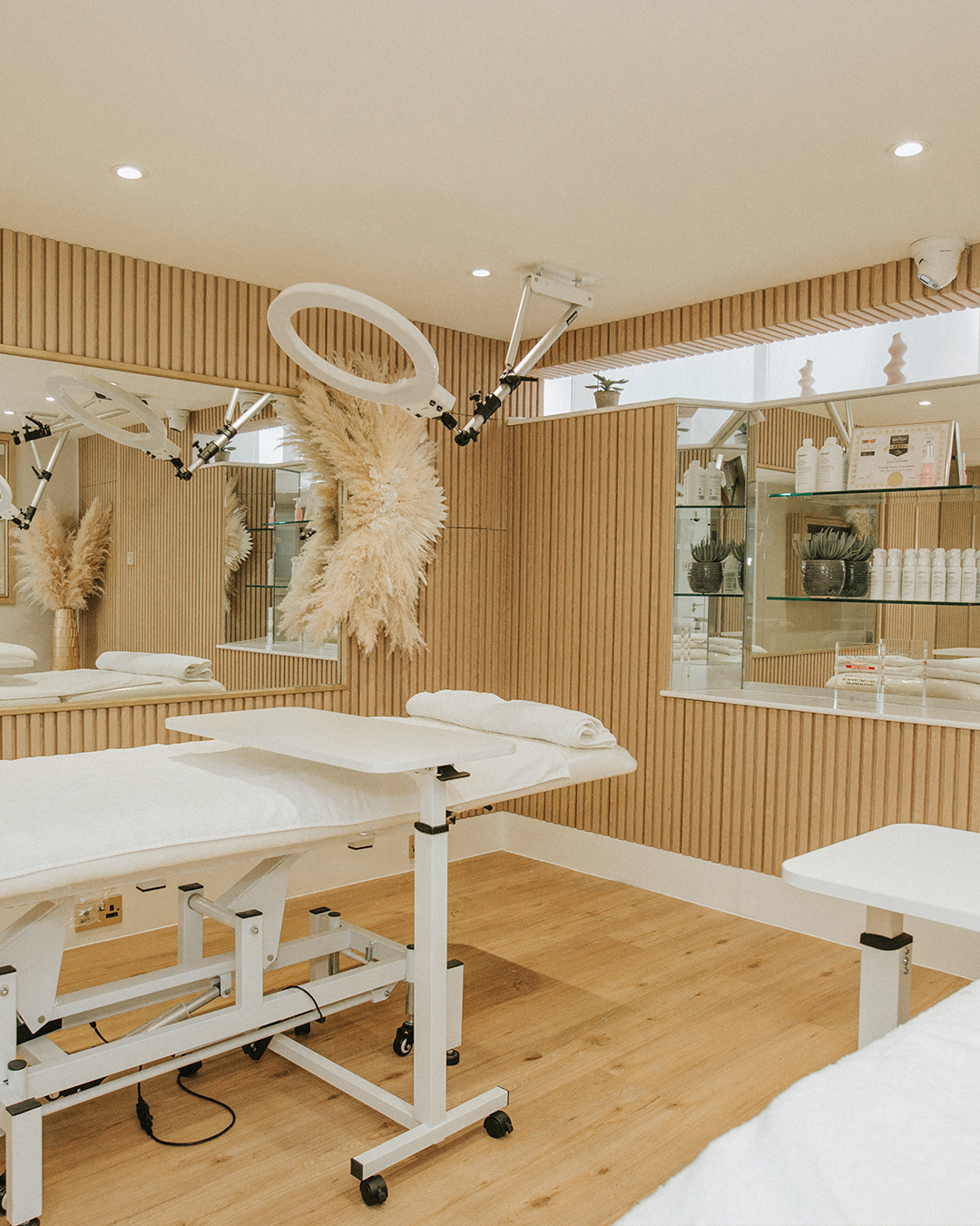 PROJECT - Knightsbridge Skin & Make up Clinic Speaking of Interiors PROJECT - Knightsbridge Skin & Make up Clinic Speaking of Interiors