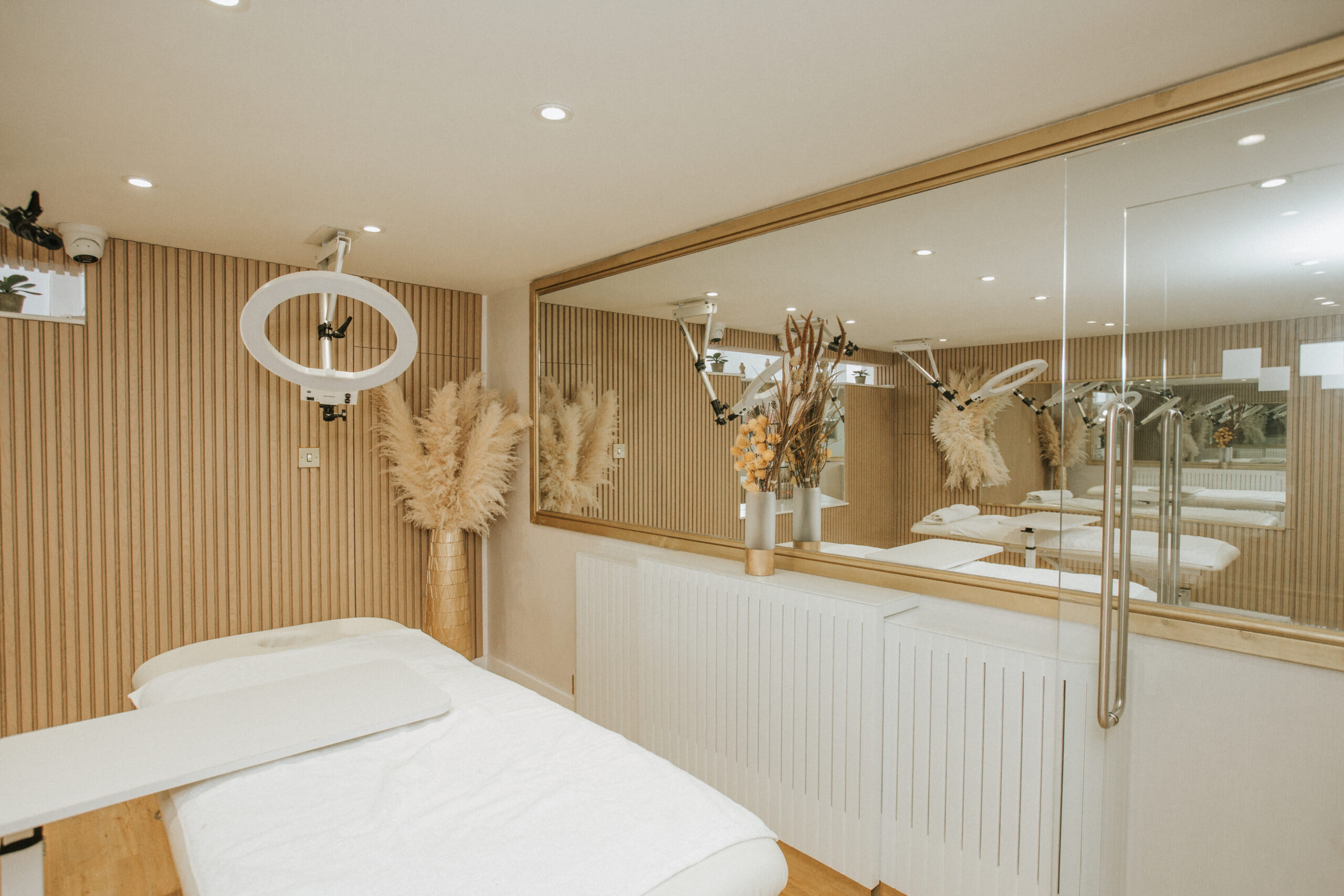 PROJECT - Knightsbridge Skin & Make up Clinic Speaking of Interiors PROJECT - Knightsbridge Skin & Make up Clinic Speaking of Interiors