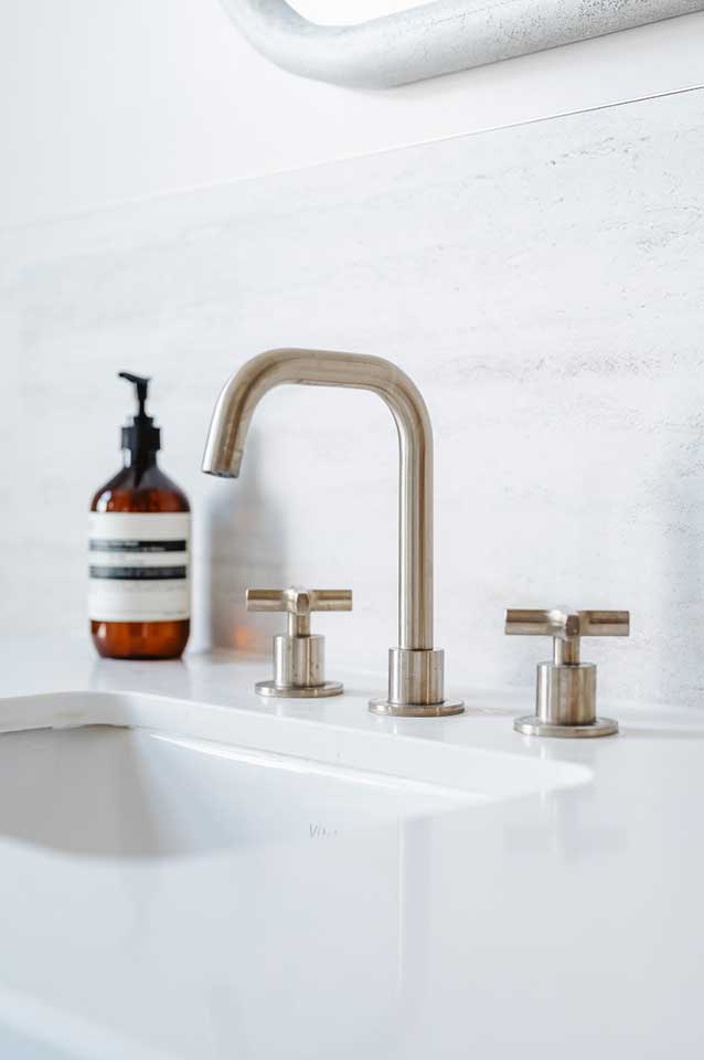 PROJECT - Modern Clapham South Residence Speaking of Interiors